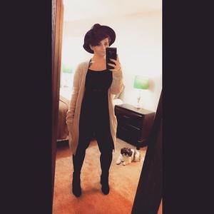 Meet your Posher, Whitney